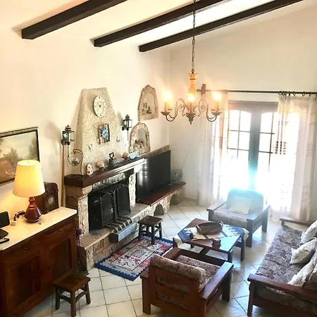 Nyaraló Petrothalassa View Kranídi