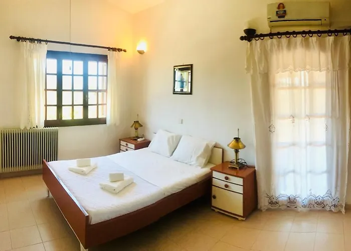 Feriehus Petrothalassa View Kranidi