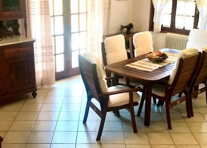 Nyaraló Petrothalassa View *