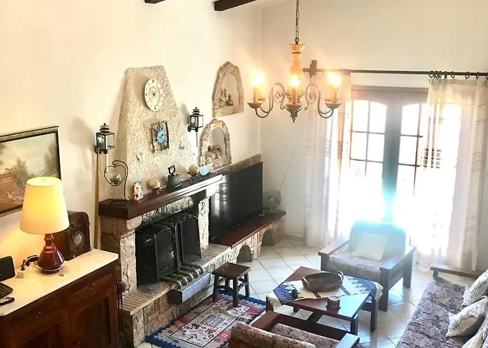 Nyaraló Petrothalassa View Kranídi